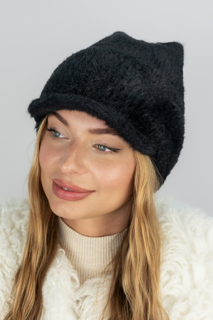 Пушистая вязаная жокейка с отворотом и ушками «Kitty Cap» (5527) (черный)