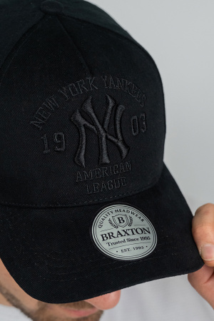 Бейсболка трекерка пятиклинка мужская New York Yankees (1557)  (черный)